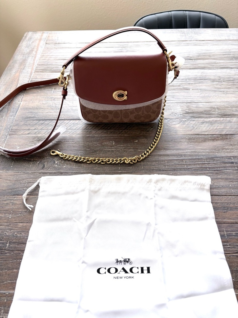 Coach Coated Canvas Signature Cassie Crossbody 19